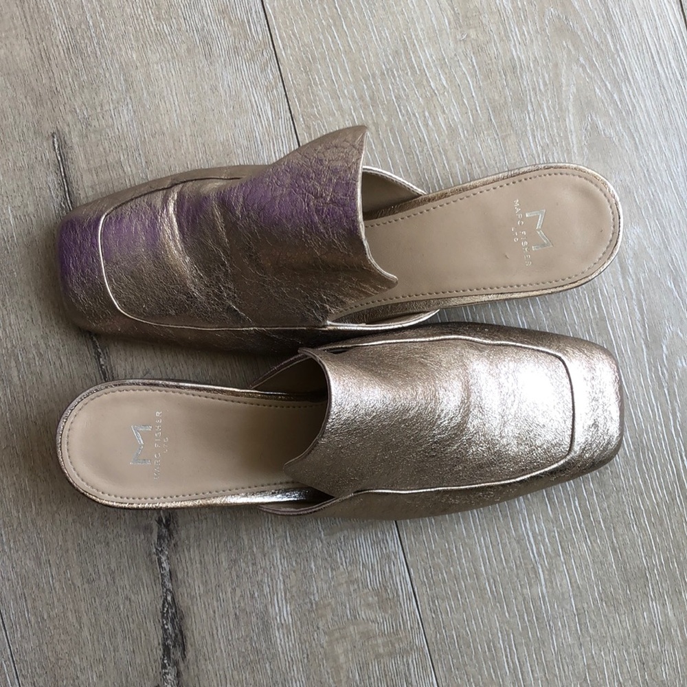 Golden square, about 2 inches high heel, size 7 slide style.
